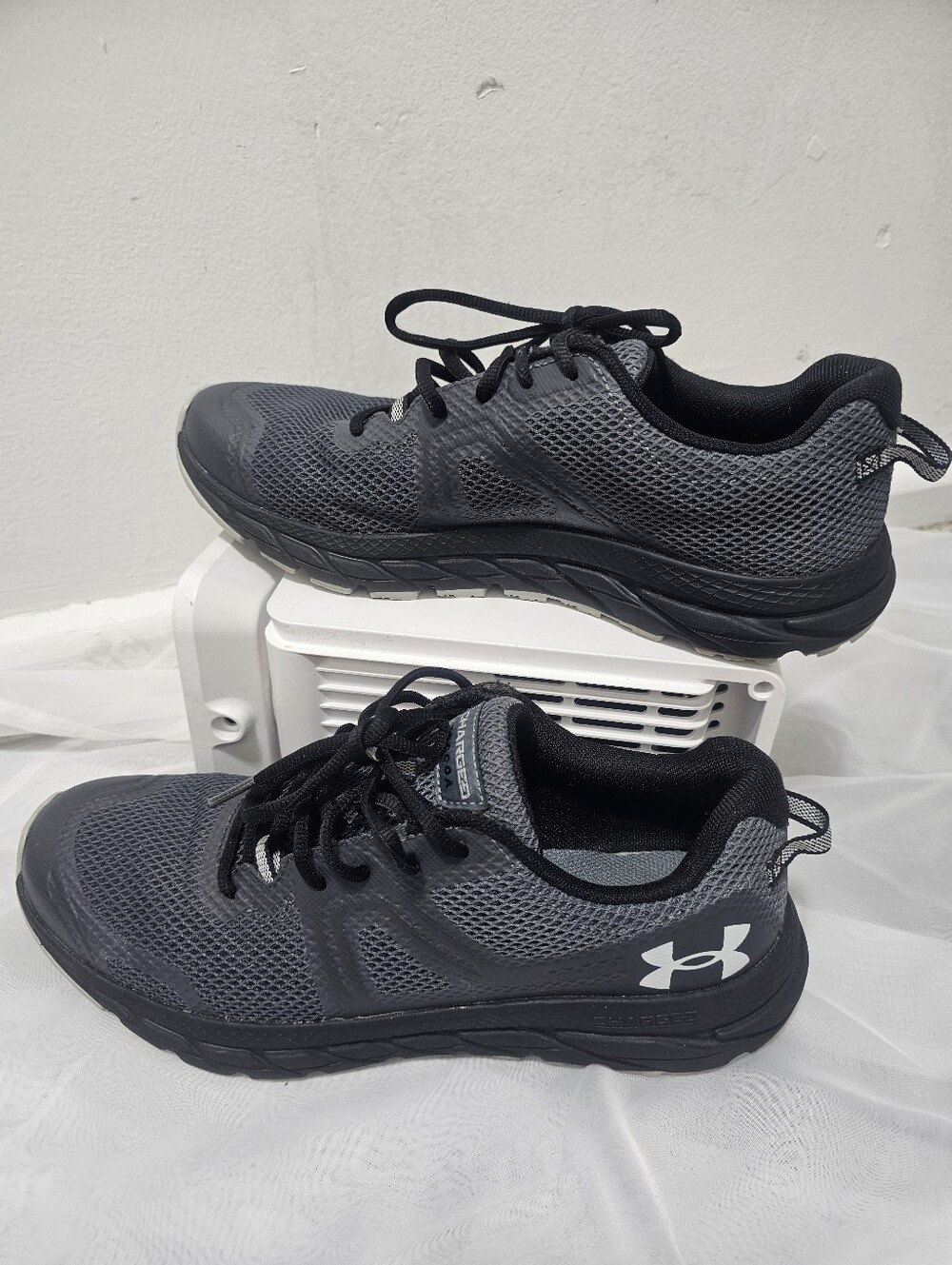 Under Armour Men’s Dark Gray Mesh Athletic Sneakers